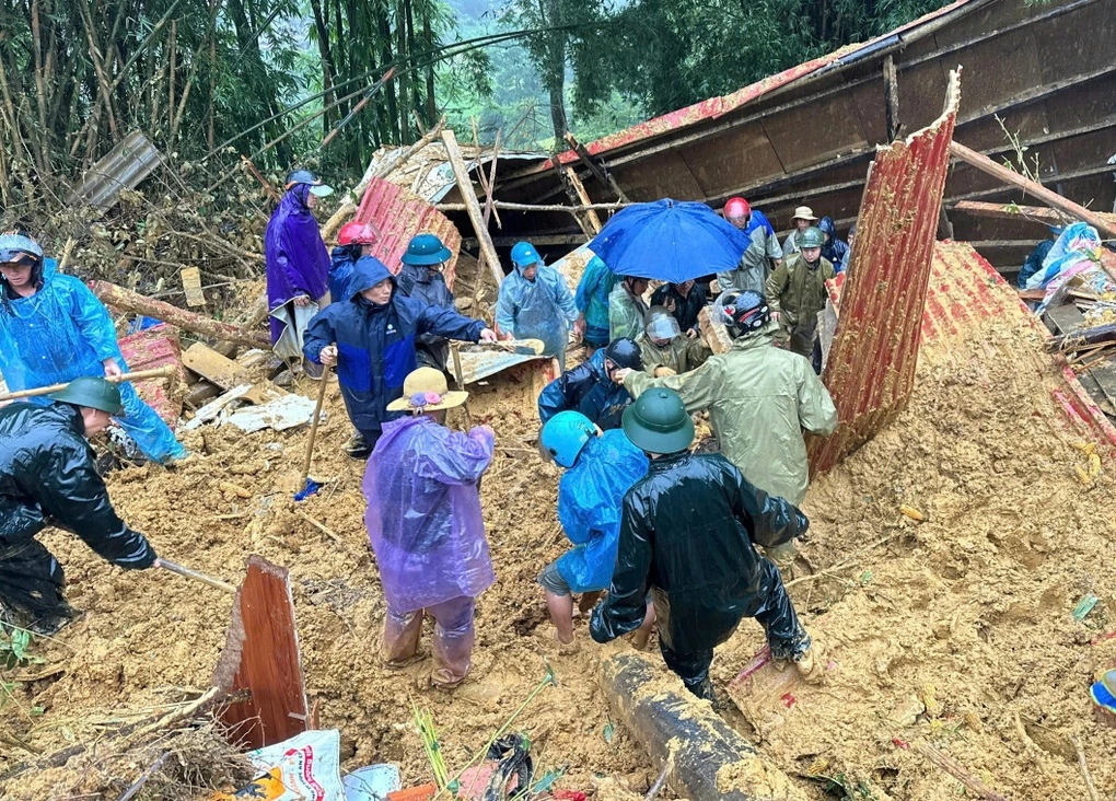 Mưa lũ trong những ngày qua đã gây thiệt hại nặng nề về người và tài sản tại Lào Cai