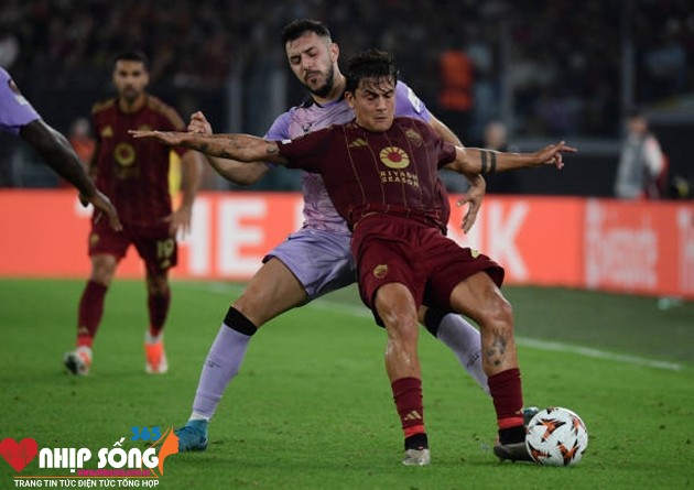 AS Roma chơi nhỉnh hơn nhờ lợi thế sân nhà cùng đội hình vượt trội