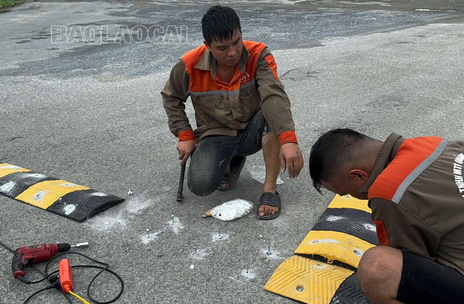 Các đơn vị, địa phương cần khẩn trương khắc phục, xử lý điểm đen, điểm tiềm ẩn tai nạn giao thông, những tồn tại, bất hợp lý về hạ tầng, tổ chức giao thông.