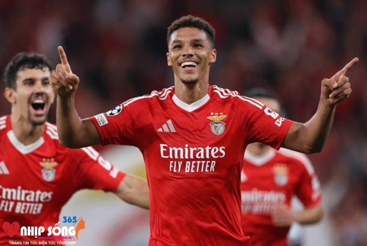 Benfica đá cực kỳ tưng bừng trong hiệp 2 trước Atletico