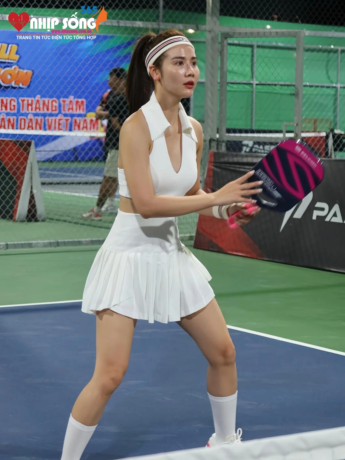 Huyền Lizzie thường xuyên chơi pickleball. Ảnh: FBNV