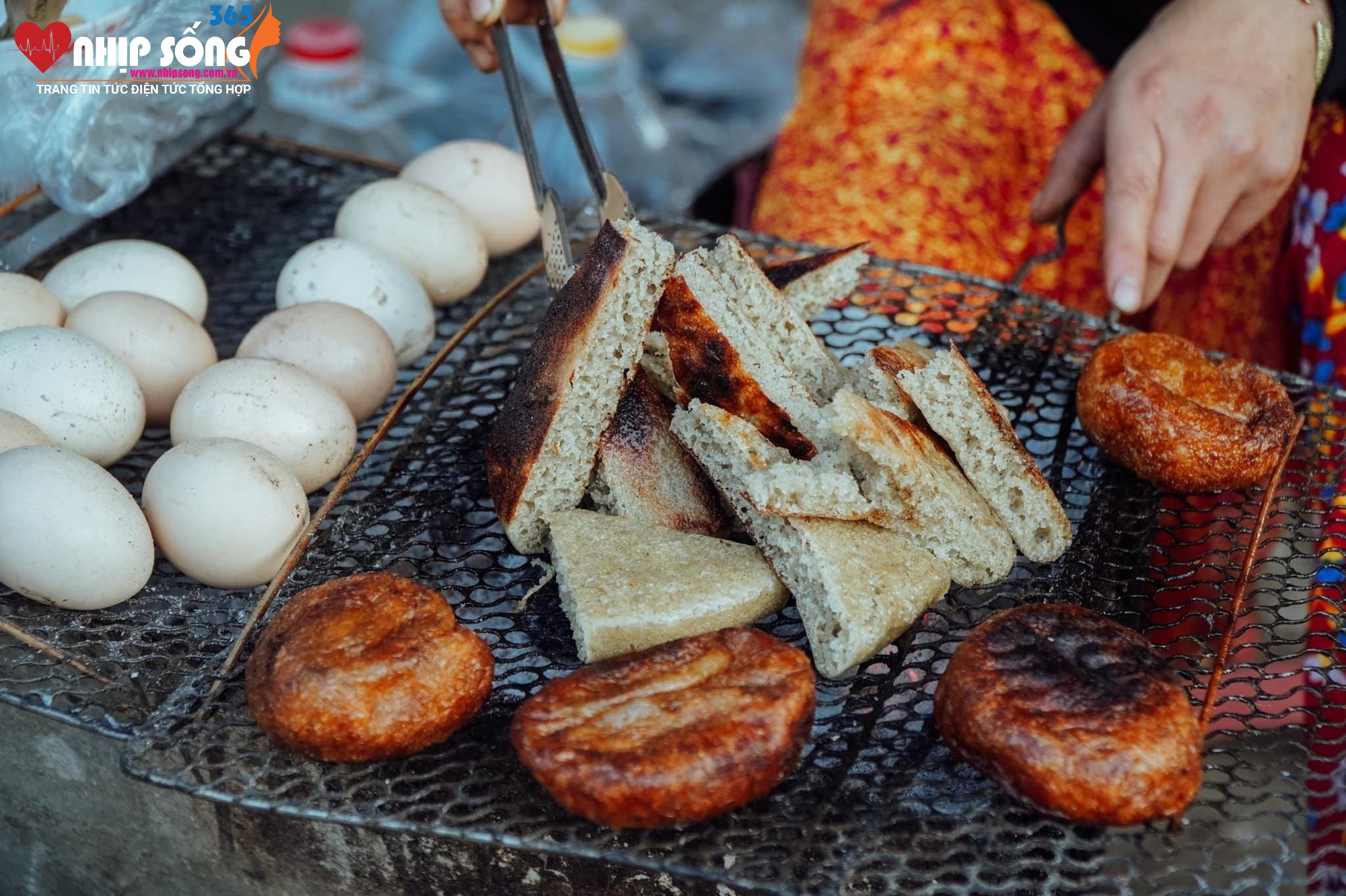 Bánh tam giác mạch