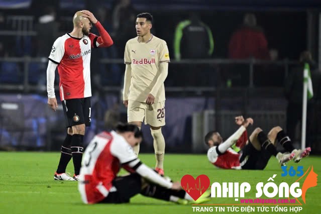 Feyenoord thua đau Salzburg trên sân nhà ở vòng trước