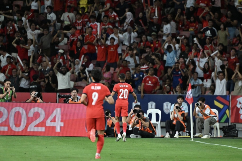 Singapore dẫn trước 2-0 từ khá sớm