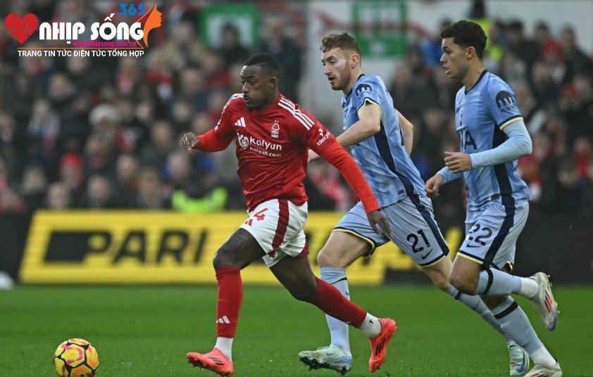 Tottenham bất lực trước Nottingham Forest (Ảnh: Getty).