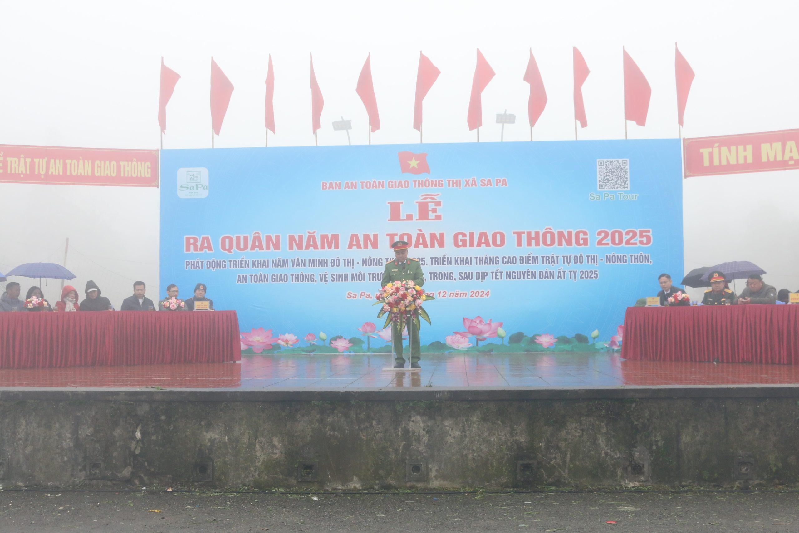 Quang cảnh lễ ra quân (Ảnh Báo Lào Cai)