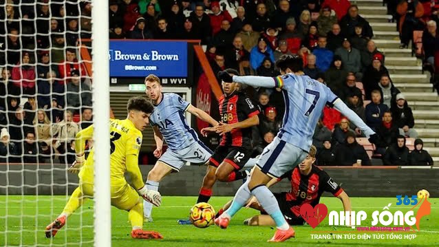 Tottenham vừa thua 0-1 trên sân của Bournemouth