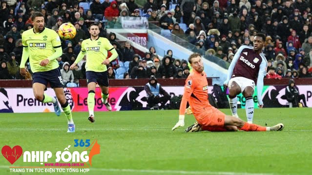 Southampton tiếp tục thua khi hành quân đến sân Aston Villa