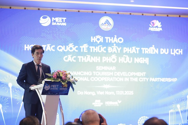 Phó Chủ tịch UBND TP Đà Nẵng Trần Chí Cường phát biểu khai mạc hội thảo.