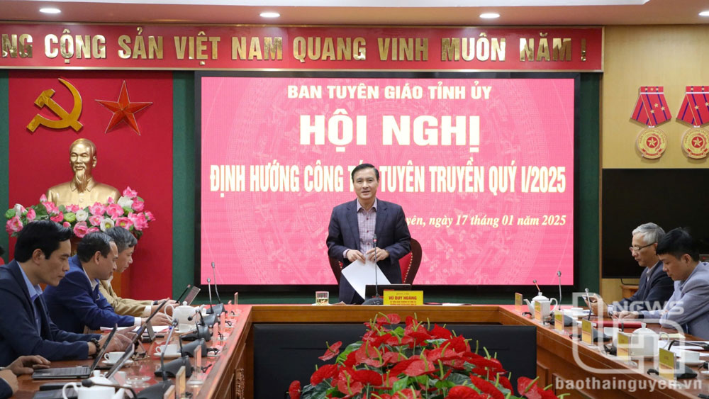 Đồng chí Vũ Duy Hoàng, Ủy viên Ban Thường vụ, Trưởng Ban Tuyên giáo Tỉnh ủy, chủ trì Hội nghị.