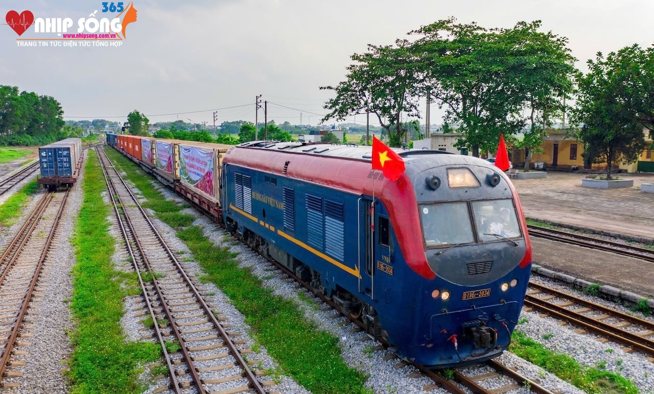 Đề xuất hơn 211 nghìn tỷ làm tuyến đường sắt Hà Nội - Lào Cai- Hải Phòng.