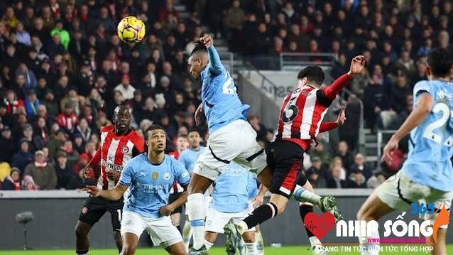 Brentford vừa cầm hòa Man City 2-2 trên sân nhà.