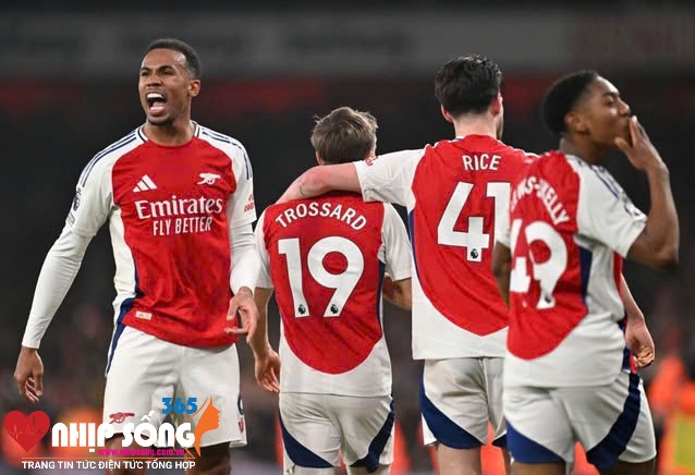 Arsenal vừa đánh bại Tottenham 2-1 trên sân nhà.