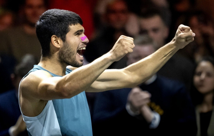 Carlos Alcaraz đã có những màn trình diễn vô cùng tuyệt vời trong lần đầu dự Rotterdam Open trong sự nghiệp.