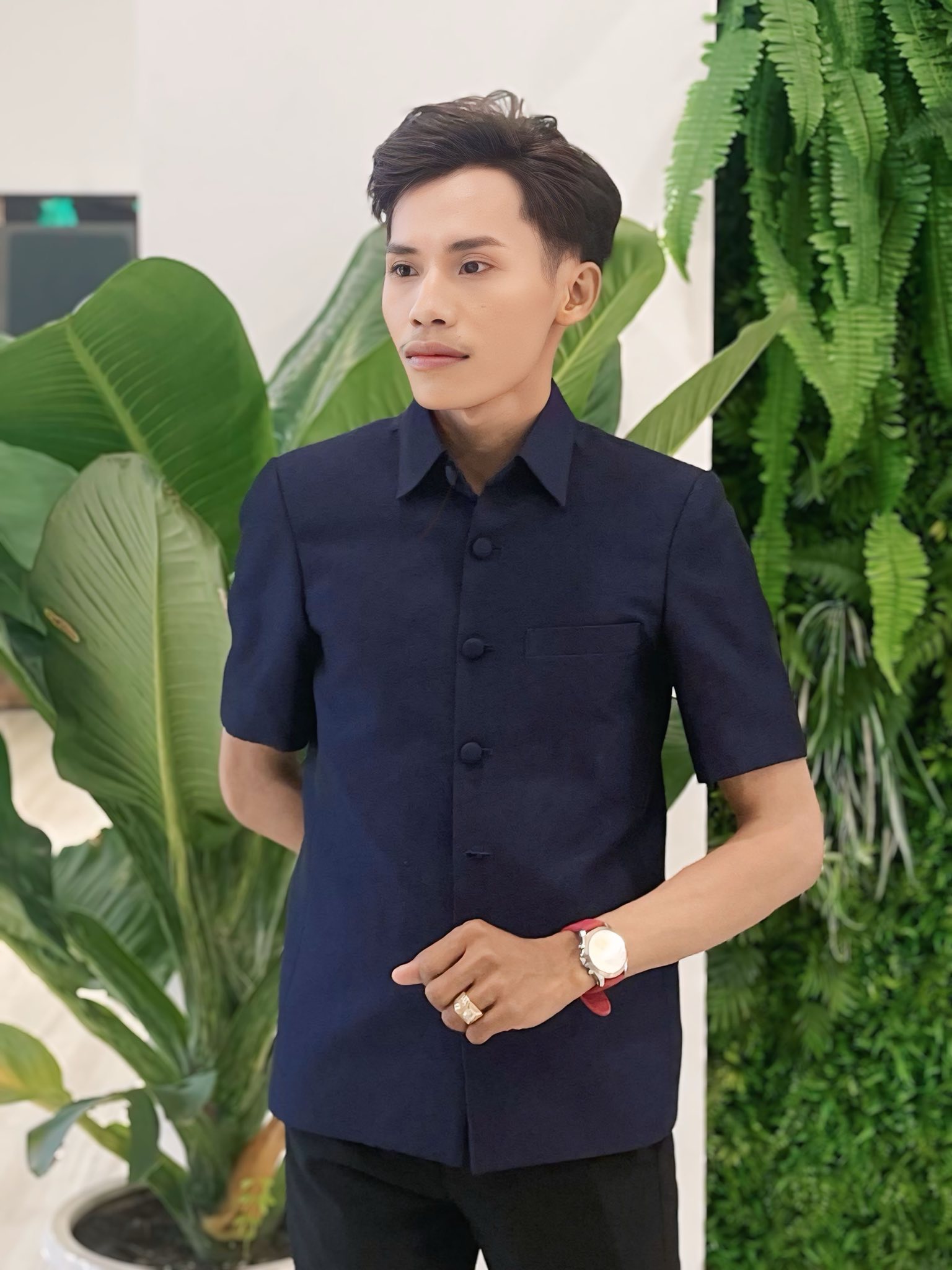 Hậu can thiệp thẩm mỹ, đường nét gương mặt của Lai Thai trở nên hài hòa hơn
