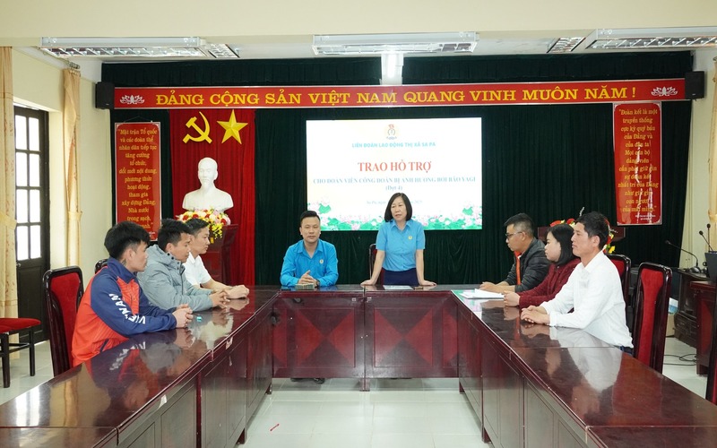 Buoi trao qua dien ra trong khong khi am ap va day se chia voi su co mat cua dong chi Ma Thi Da 65577 1