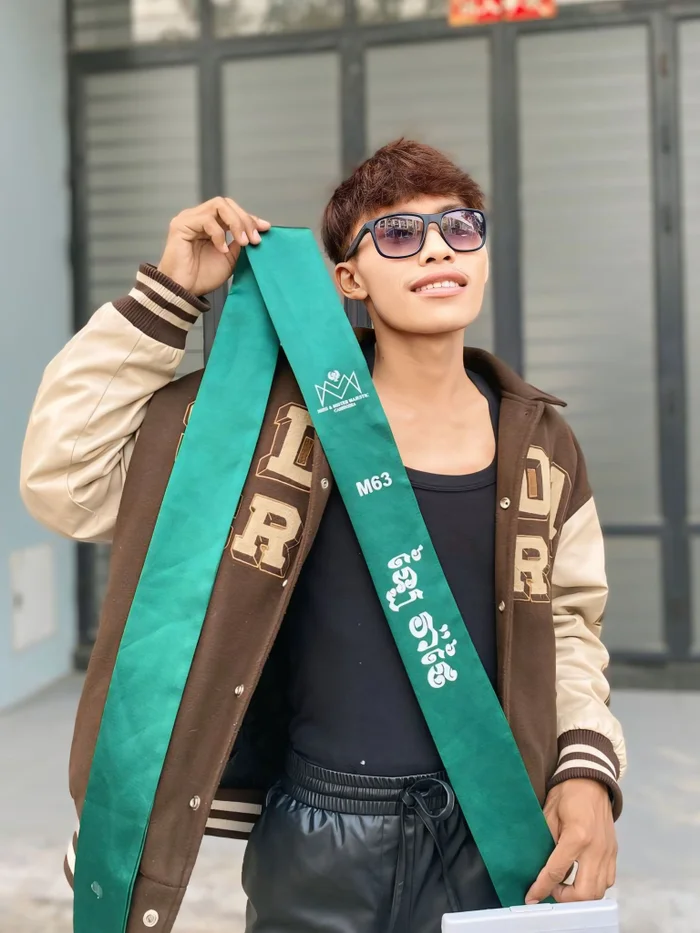 Cuộc sống của Lai Thai thời thơ ấu khó khăn, chỉ học đến lớp 4.