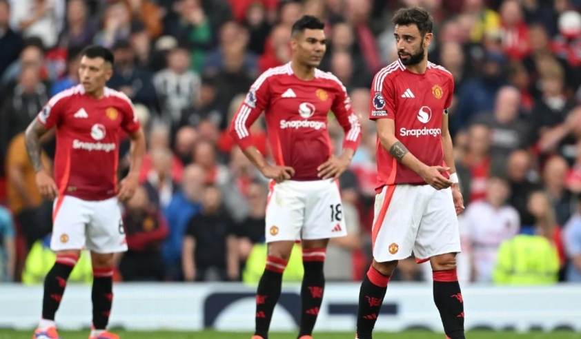 MU thua đau Wolves ngay tại Old Trafford, rơi tự do trên bảng xếp hạng Ngoại hạng Anh 3 Quỷ đỏ thi đấu rệu rã khi trở lại Ngoại hạng Anh