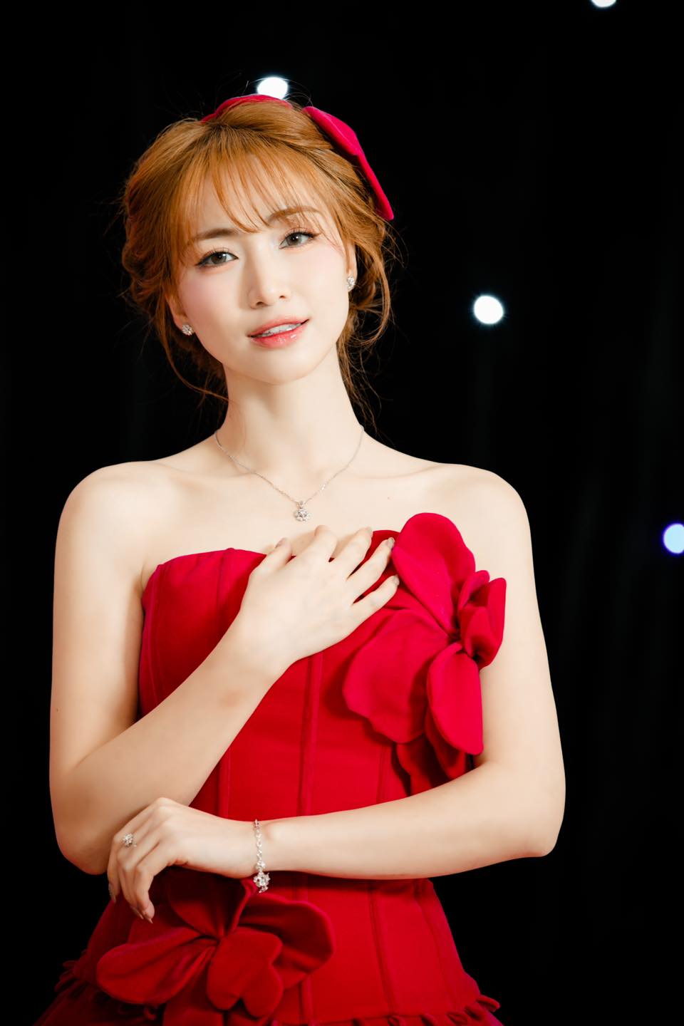 Hòa Minzy phản hồi thẳng thắn khi bị chỉ trích “làm màu” trong hoạt động cộng đồng 3 Thời gian qua, Hoà Minzy rất tích cực tham gia các hoạt động cộng đồng