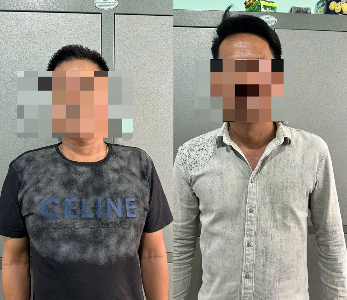 Bình Thuận: Phá hai đường dây cá độ bóng đá trực tuyến, giao dịch hơn 5 tỷ đồng 1 2 đối tượng cầm đầu đường dây cá độ bóng đá tại cơ quan công an.