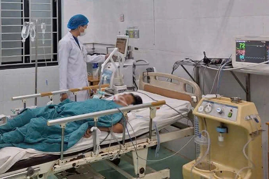 Benh vien Da khoa tinh Dak Nong dang tich cuc dieu tri cho benh nhan mac Covid 19 nang 45656