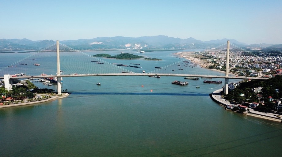Cau Bai Chay o TP Ha Long tinh Quang Ninh 454666