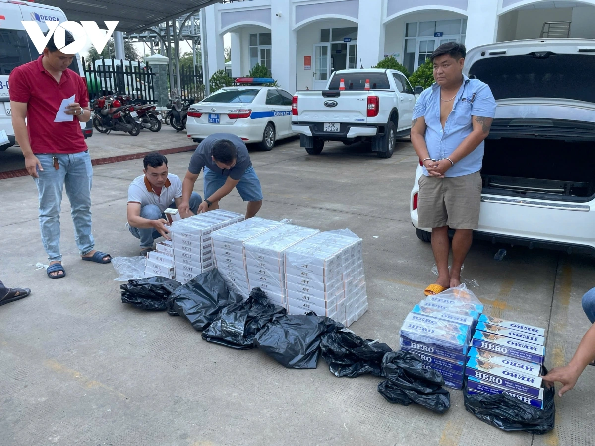 Doi tuong Truong Van Nghia va tang vat pham phap. 5566