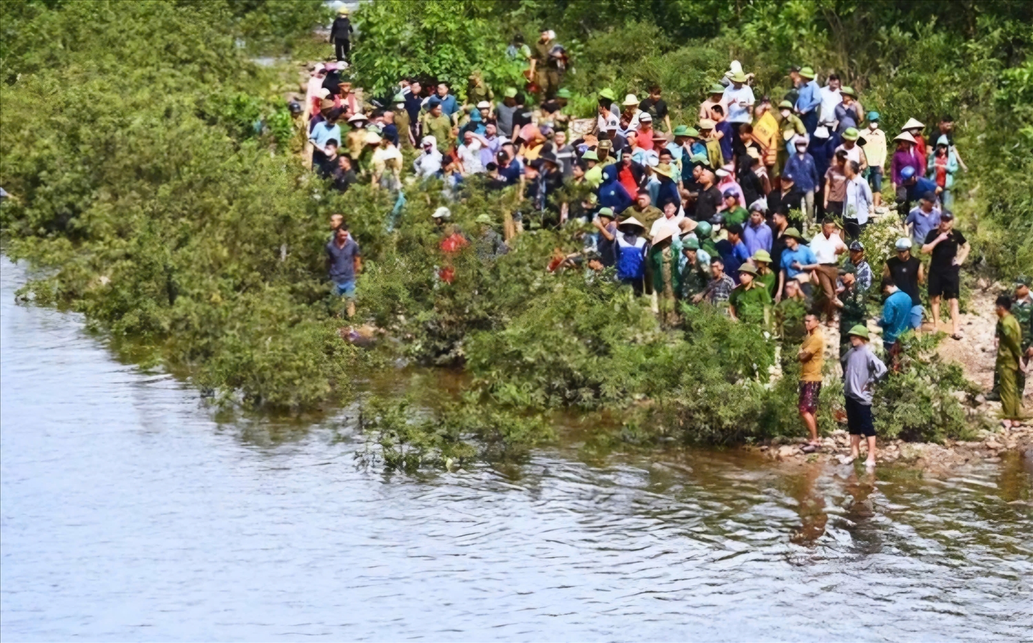 Quảng Ninh: Đã tìm thấy nạn nhân cuối cùng trong vụ đuối nước thương tâm 1 Hiện trường xảy ra vụ việc đau lòng