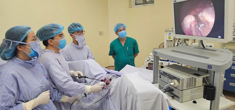 Lan dau tien mo ung thu khong de lai seo ngoai da tai Viet Nam
