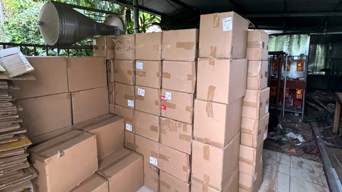 Triệt phá đường dây đa cấp xuyên quốc gia quy mô khủng, hơn 9.000 người liên quan 3 Một số tang vật bị lực lượng công an thu giữ