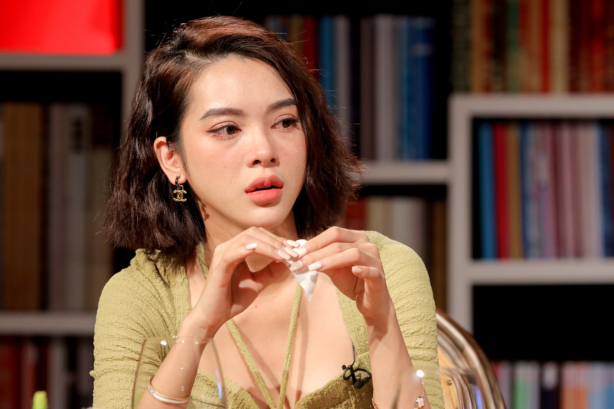 Trước khi có hạnh phúc như hiện tại, Quỳnh Lương đã phải trải qua quãng thời gian khó khăn, bị trầm cảm sau sinh con đầu lòng