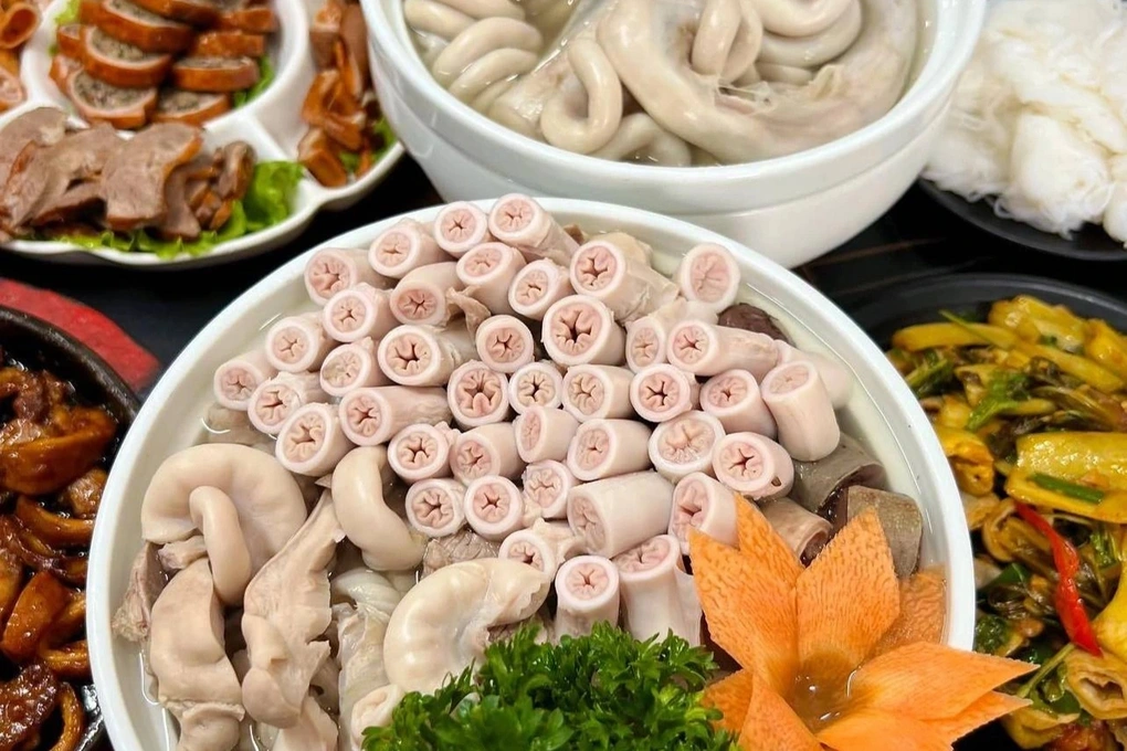 TP.HCM: Cơ quan chức năng chưa thu được mẫu lòng xe điếu, tìm chủ quán Lòng Chát làm việc 2 Hình ảnh món lòng xe điếu.