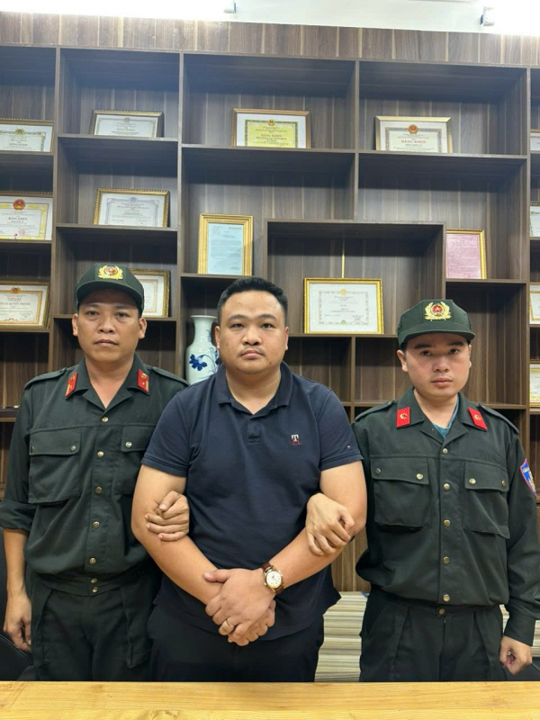 Doi tuong Tran Quang Dao tai co quan Cong an