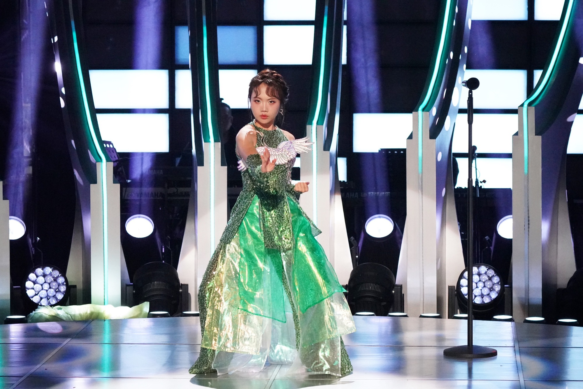 Phương Mỹ Chi 'gây bão' sân khấu quốc tế, mang đậm dấu ấn văn hóa Việt tại Sing! Asia 2025 3 Hành trình của Phương Mỹ Chi trên đấu trường quốc tế là bản sắc văn hóa Việt