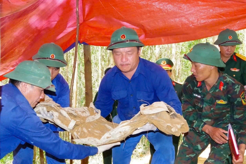 Luc luong chuc nang quy tap hai cot liet sy 45656